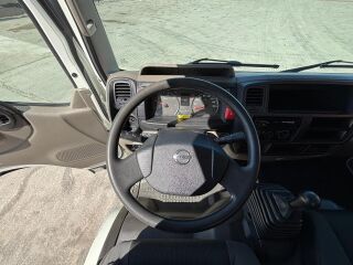 Nissan NT 400 4x2 90kW