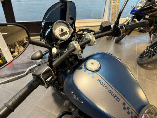 Moto Guzzi V9 Bobber V2 40кВ
