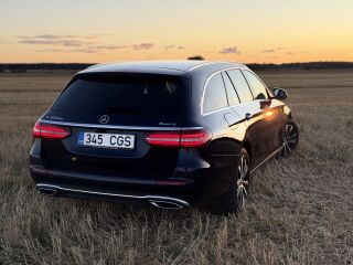 Mercedes-Benz E 300 de 4matic AVANTGARDE FACELIFT 2.0 143kW