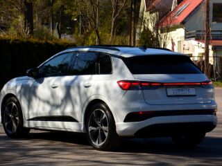 Audi Q4 e-tron S-Line / Competition 125kW