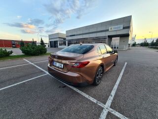 Toyota Camry Executive 2.5 137kW