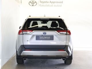 Toyota RAV4 Luxury Limited 131kW