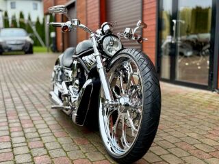 Harley-Davidson VRSCSE Screamin' Eagle CVO V-Rod V2 Revolution 92kW
