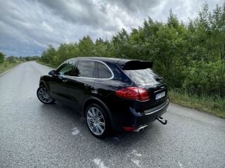 Porsche Cayenne 3.0 180кВ