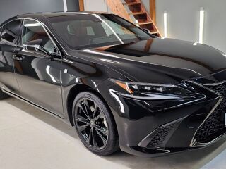 Lexus ES 300h F-Sport S Mark Levinson 2.5 131kW