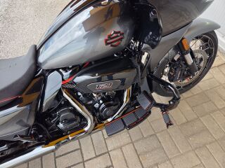 Harley-Davidson Road Glide CVO 121 86kW