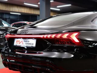 Audi e-tron GT quattro 350кВ
