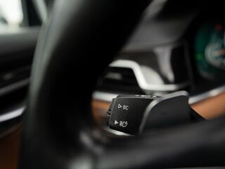 BMW 750 i xDrive M-Sportpakett 4.4 330kW
