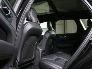 Volvo XC60 AWD ULTIMATE BLACK EDITION LUXURY 2.0 T8 Recharge Long Range Plug-In-Hybrid 335kW