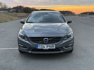 Volvo V60 Twin Engine 2.4 162kW