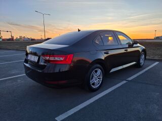 Skoda Superb 1.4 92kW