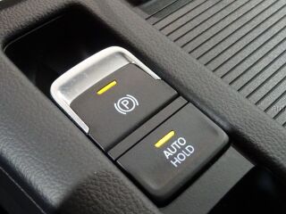Volkswagen Passat FaceLift Executive TSi ATM 1.5 R4 110kW