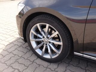 Volkswagen Passat VARIANT HIGHLINE 2.0 R4 110kW