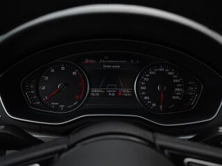 Audi A4 AVANT 2.0 110кВ