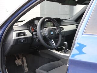 BMW 330 M-pakett 3.0 220kW