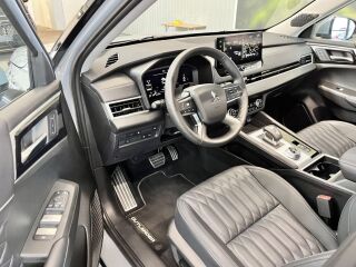 Mitsubishi Outlander Instyle 2.4 225kW