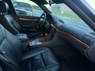 BMW 728 E38 FACELIFT 2.8 i M52 142kW