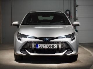 Toyota Corolla HYBRID ACTIVE E-CVT 1.8 Hybrid 72кВ
