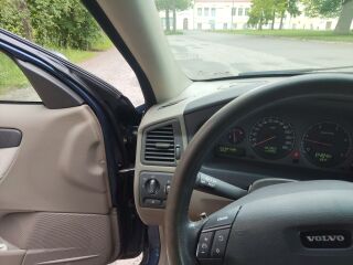 Volvo S60 2.4 120kW