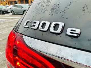 Mercedes-Benz C 300 T e AMG 9G-Tronic Night Edition 2.0 155kW