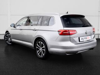 Volkswagen Passat Variant Highline 1.6 R4 TDI 88kW