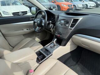 Subaru Legacy 2.5 123kW