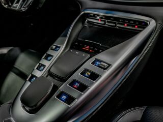 Mercedes-AMG GT 63 S 4-Matic AMG 4.0 470kW