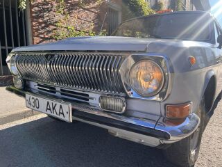 GAZ 24-12 Volga 2.4 74kW