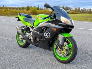 Kawasaki Ninja ZX - 9R R4 106kW