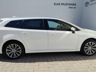 Toyota Corolla Luxury Plus 72kW