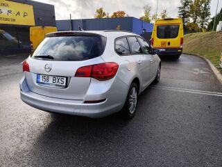 Opel Astra Sport tourer 1.7 81kW