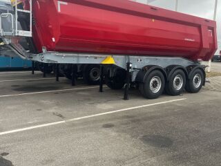 Schwarzmüller K-serie 27m3 Hardox sadulatapp 18 t 6140kg