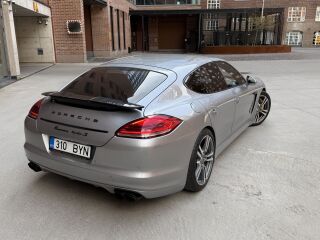 Porsche Panamera Turbo 4.8 V8 368кВ