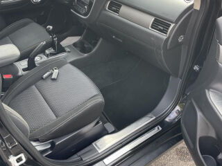 Mitsubishi Outlander Facelift Executive AWD 2.2 R4 DI-D 110kW