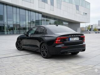 Volvo S60 T8 Ultimate Dark   Pro 2.0 335kW