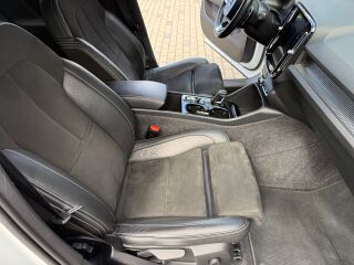 Volvo XC40 R Design 2.0 110kW