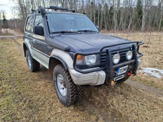 Mitsubishi Pajero 3.5 V6 153kW