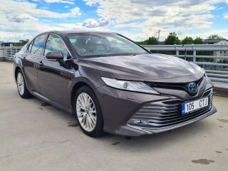 Toyota Camry Executive 2.5 131kW