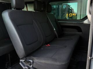 Renault Trafic Passenger Long GREY 2.0 88кВ