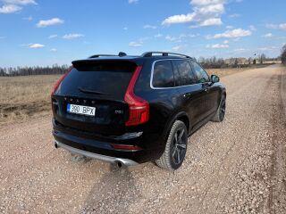 Volvo XC90 2.0 165kW