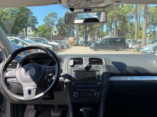 Volkswagen Golf 2.0 81кВ