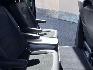 Volkswagen Multivan Highline 2.0 146кВ