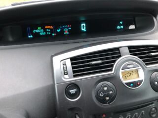 Renault Grand Scenic 2.0 16V 98kW