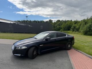 Jaguar XF 2.2 140kW
