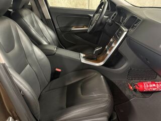 Volvo V60 Cross Country Summum 2.0 110kW