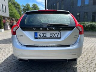 Volvo V60 2.4 R5 D6 158кВ