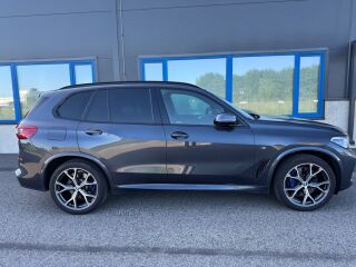 BMW X5 xDrive45e M-Sportpakett 3.0 R6 290кВ