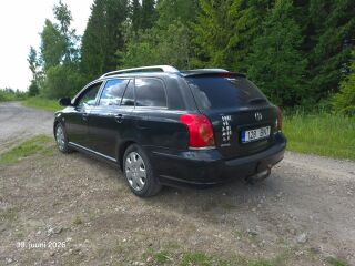 Toyota Avensis 2.0 R4 108kW