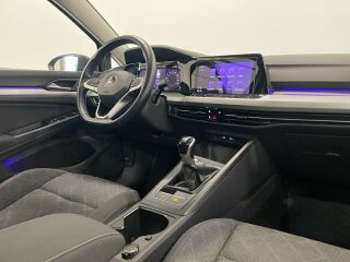 Volkswagen Golf 1.5 96кВ