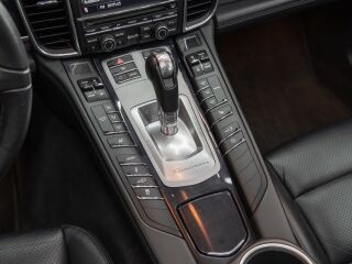 Porsche Panamera 4 3.6 220kW